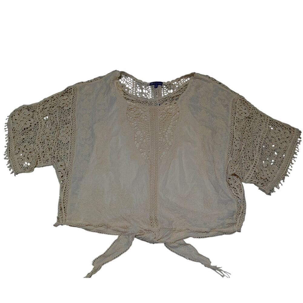 Democracy Wmns top sz XL crochet lace + embroidery+ camisole1 00% cotton overlay